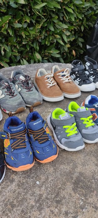 Calçado menino vários tamanhos e marcas