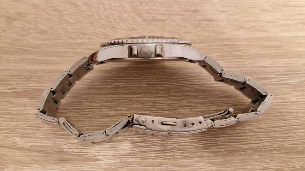 Мужские наручны часы ZHOWE silver