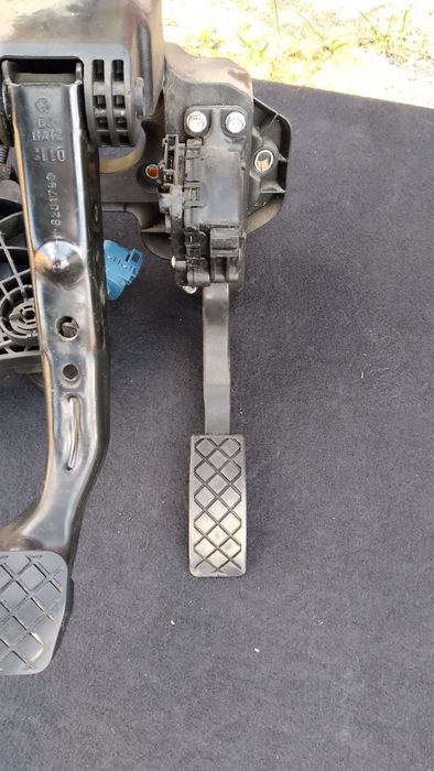 Продам  педаль газу Volkswagen, Audi, Skoda, seat.