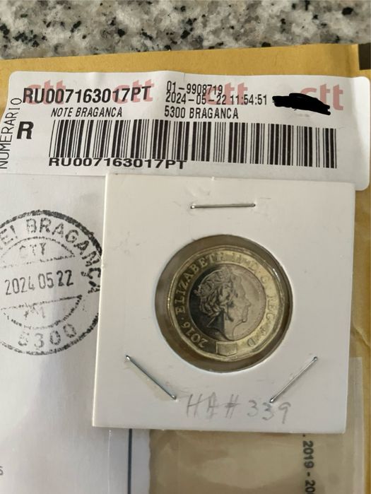 Moeda one Pound rara, de colacao em estado novo