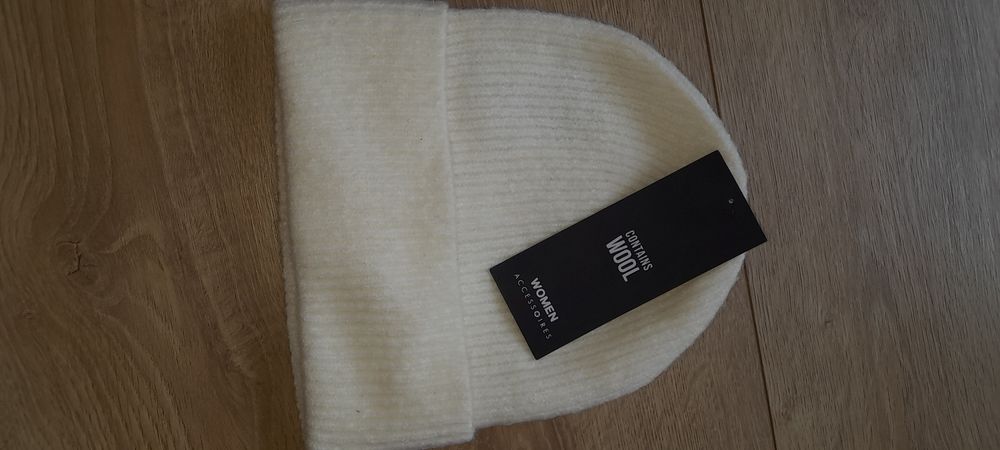 Шапка стильна нова