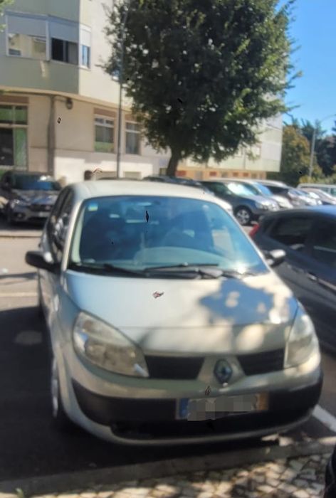 Renault Scénic 2003 | Bom estado | Ideal para primeiro carro