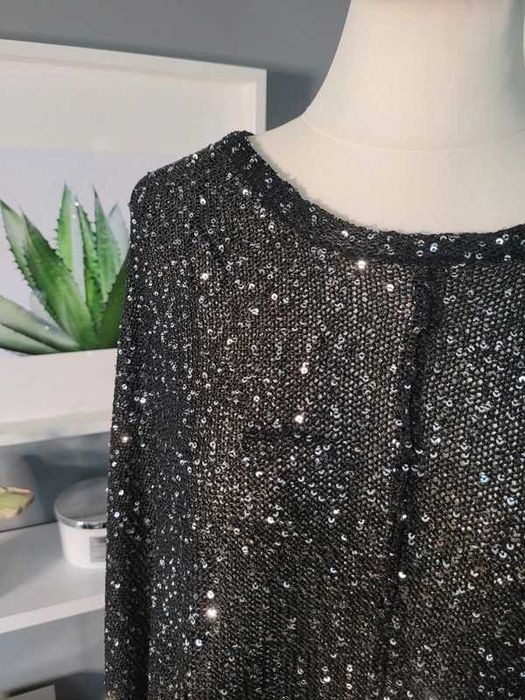 Narzutka poncho z cekinami b.p.c 44/46