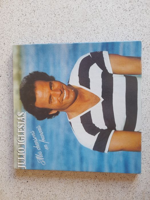 Lote de 79 discos antigos