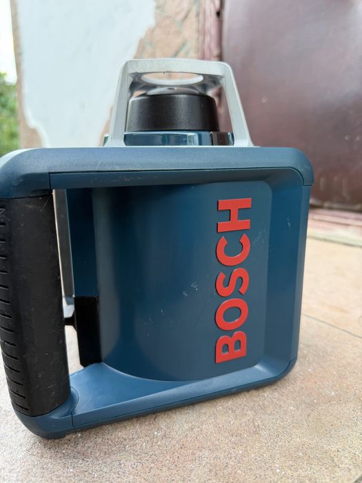 Ротаційний лазерний  нівелір  Bosch б/у