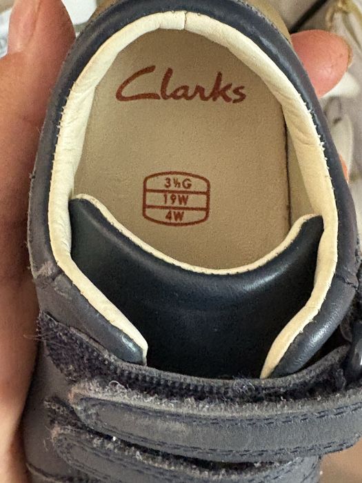 Дитячі туфлі Clarks 19 розмір