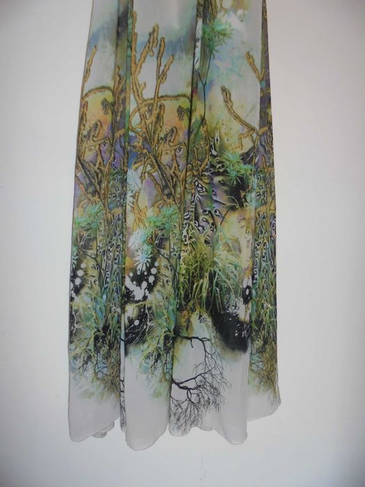 vestido de senhora muito fresco e muito bonito