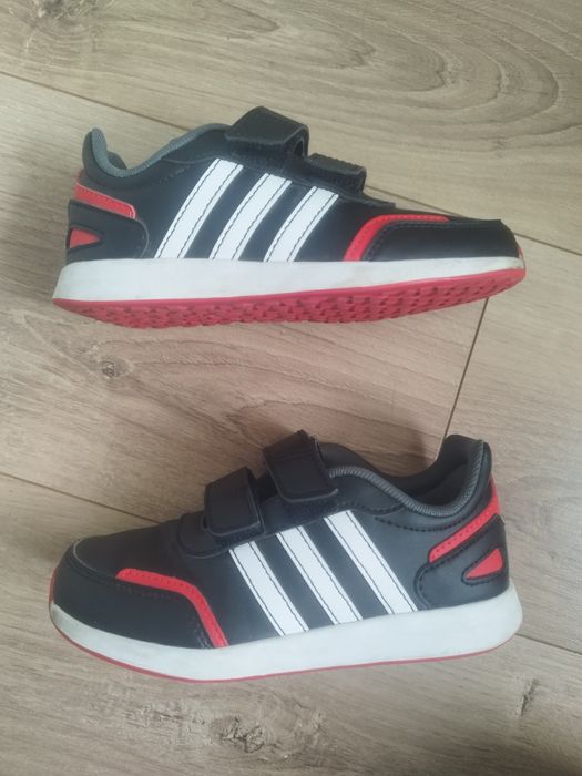 Buty sportowe Adidas 29