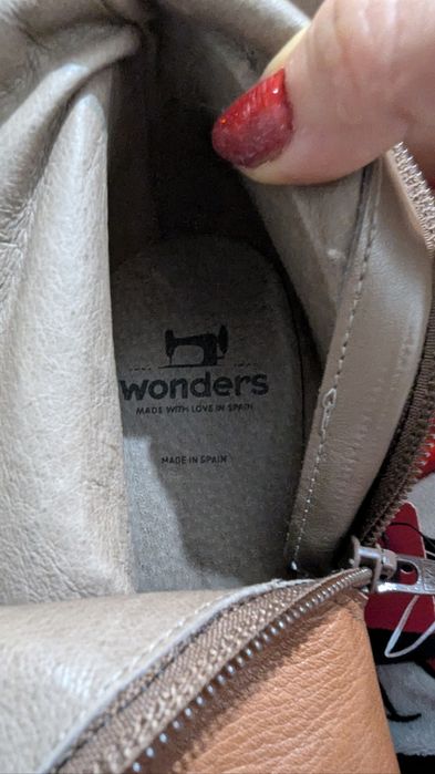 Шкіряні чоботи Wonders 42