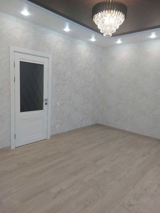 Продам квартиру с дизайнерским ремонтом  г.Змиев