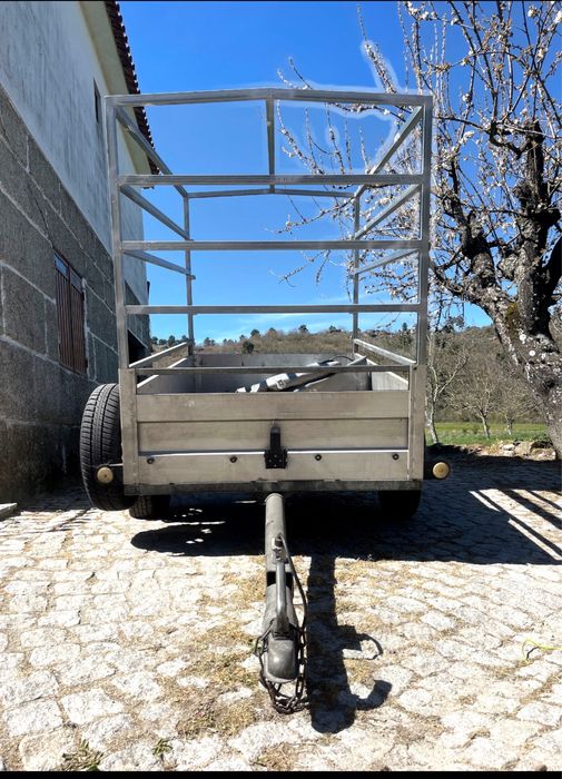 Reboke em aluminio. Praticamente novo.