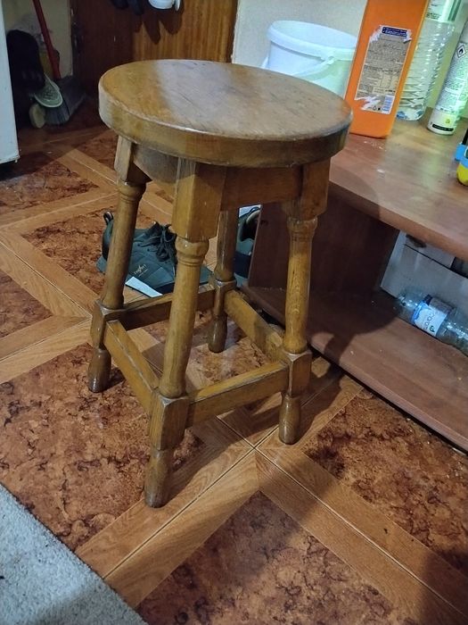 Banco rústico  de madeira