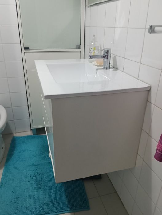 Lavatório+armário+torneira