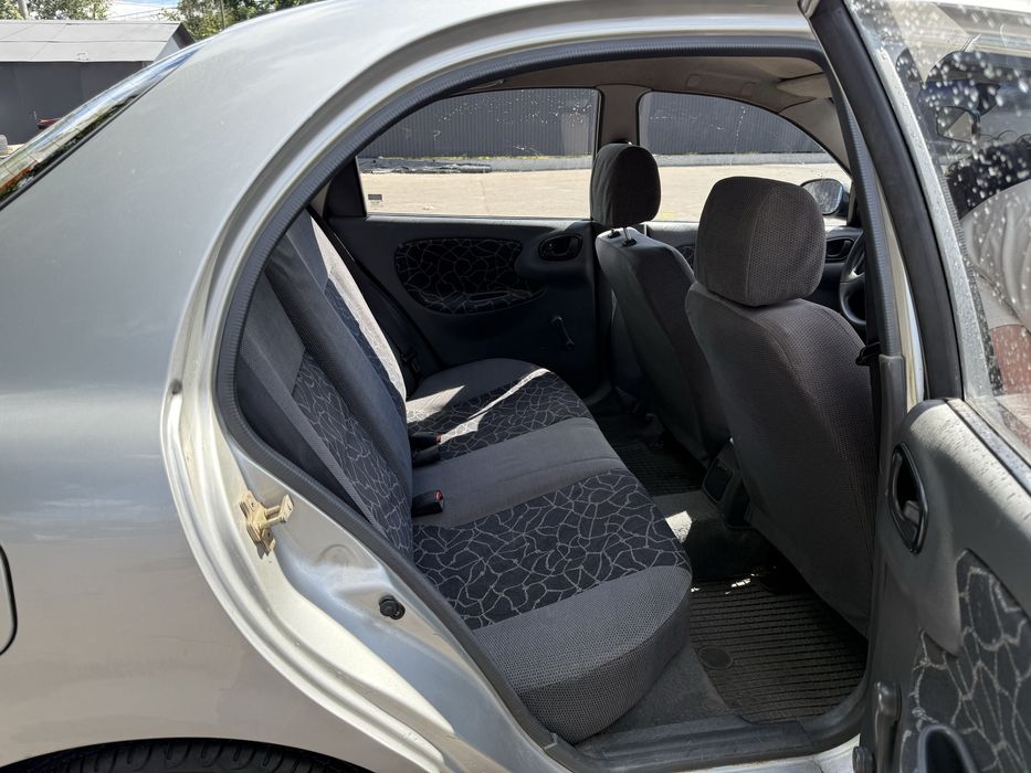Daewoo lanos 1.5 2002