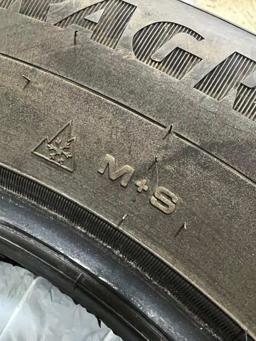 Зимняя Резина GOODYEAR 265/60/R18