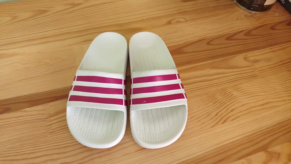 Шлепки, шльопанці Adidas 35р.