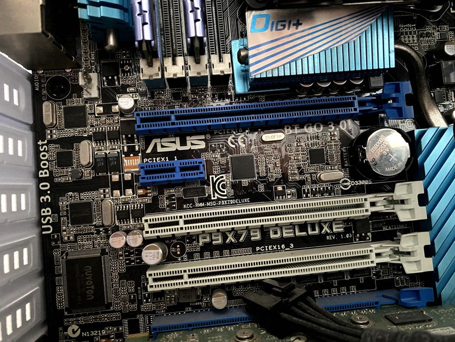 ПК i7-4930K, Asus p9x79 deluxe, 16GB RAM, 500 GB SSD