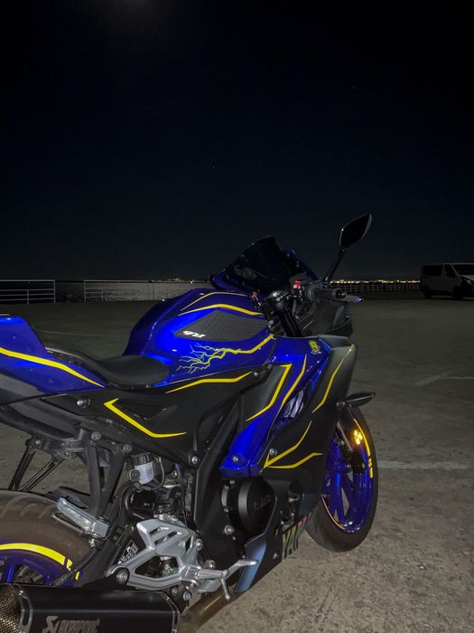 R125 (Muitos Extras)