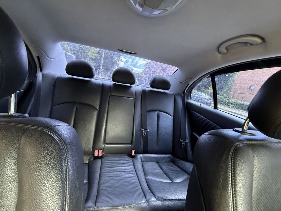 Mercedes-benz E - Class