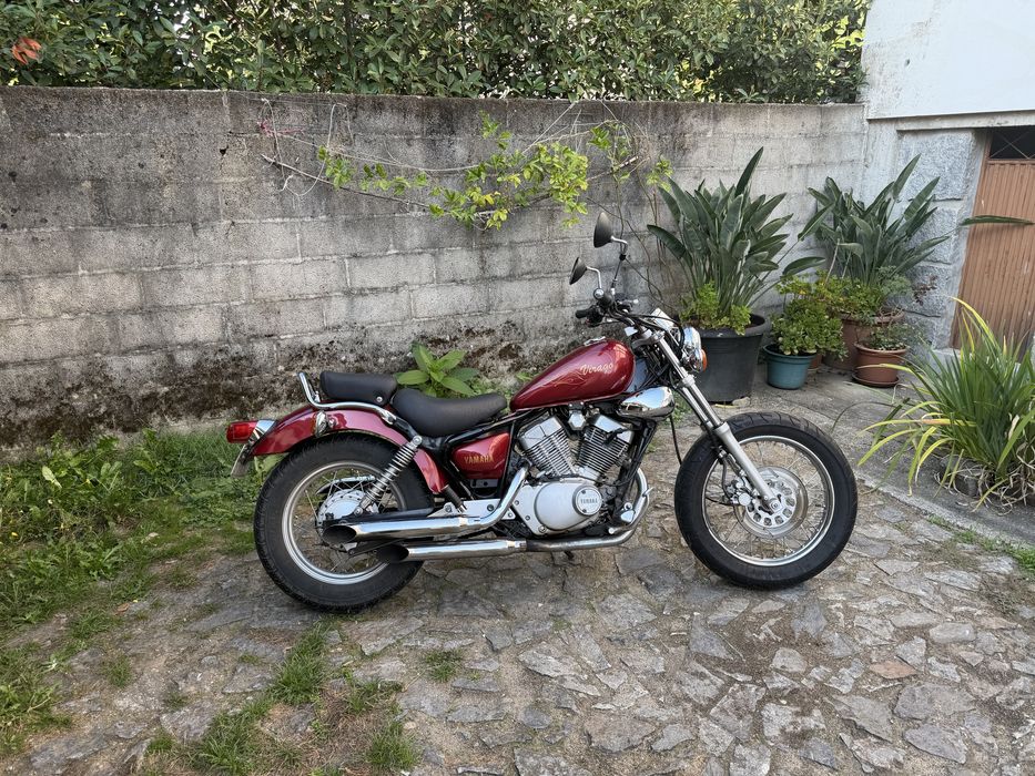 Motocicleta yamaha virago 250/xv 250