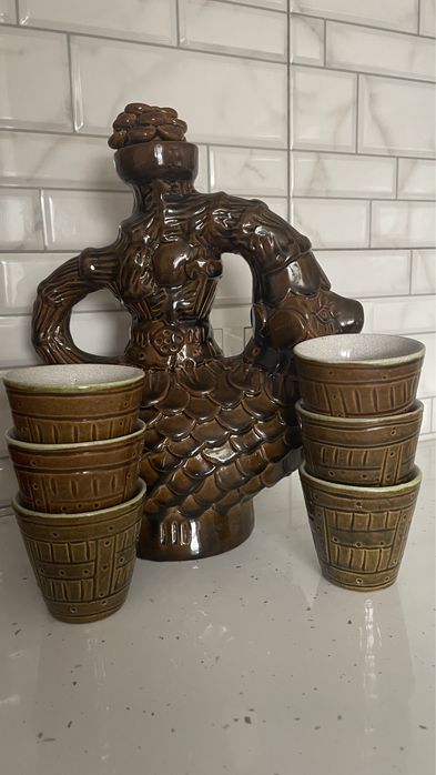 Продаю глиняний набір бутль та 6 стаканчиків