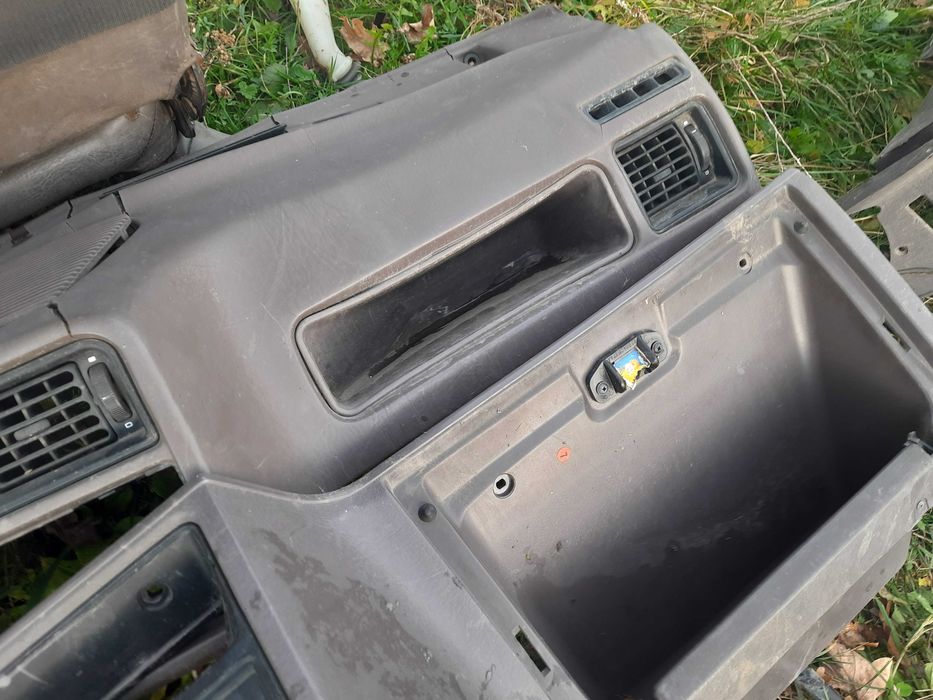 Торпеда консоль панель приборів приладів Форд Сієрра МК1