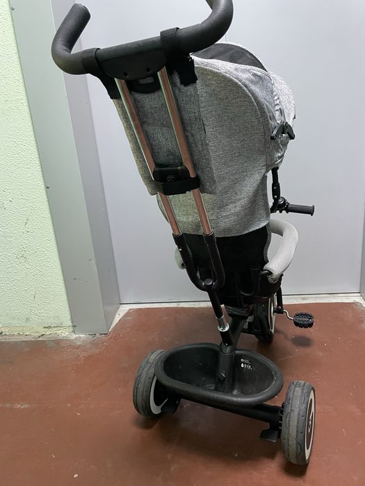 Kinderkraft ASTON — триколісний велосипед-коляска з батьківською ручкою