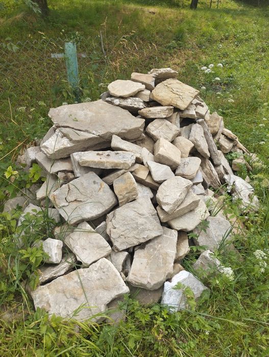 Продам гарний камінь