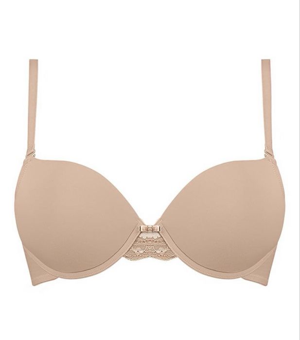 Triumph Lovely Micro WHPM i Brazylian stringi.  Stanik i stringi 75C/S