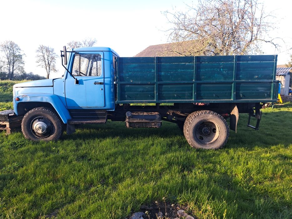 Продам автомобіль ГАЗ 3307