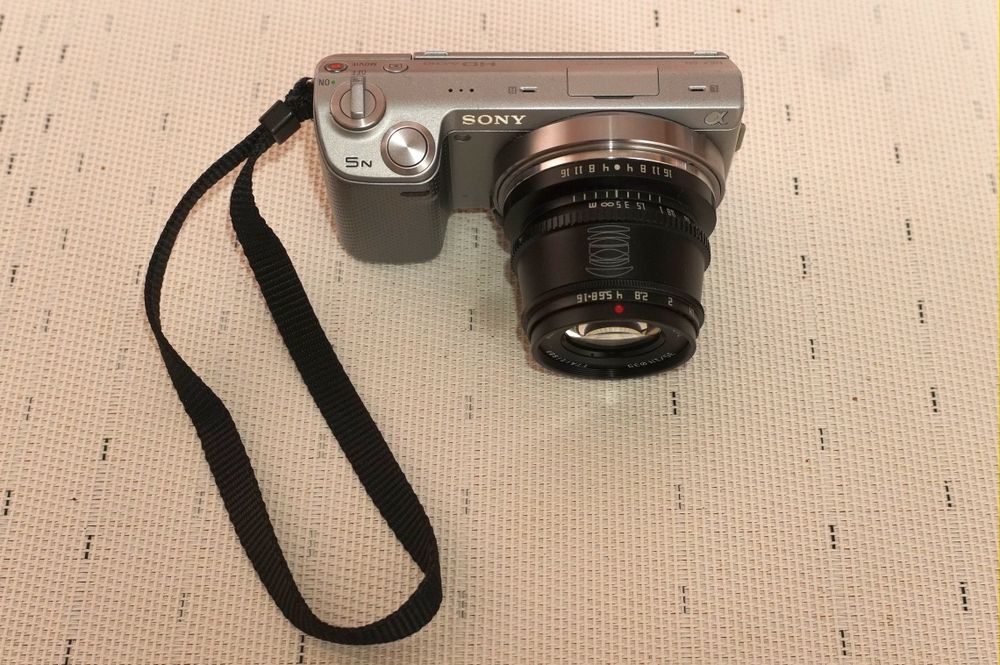 Sonu Nex 5N с объективом TTArtisan 35 1.4
