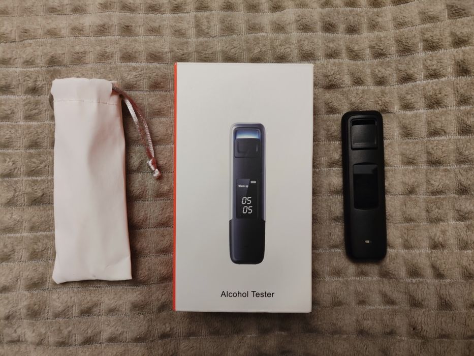 Кишеньковий побутовий безконтактний алкотестер Keweisi CSY-006 із цифр