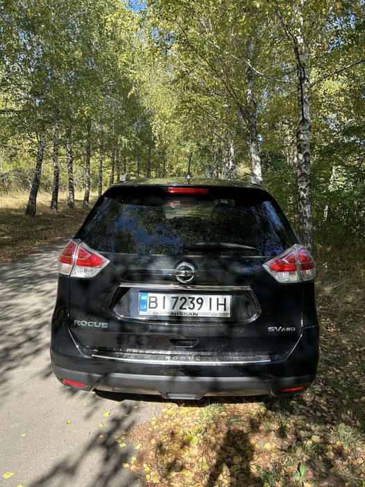 Nissan Rogue 2.5 SV AWD 2016 газ бензин