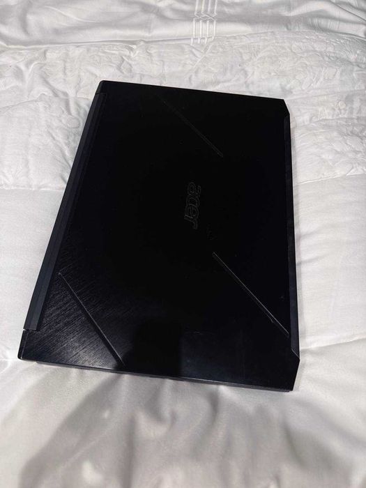 Acer Nitro 7 9300h 1660Ti 144h
