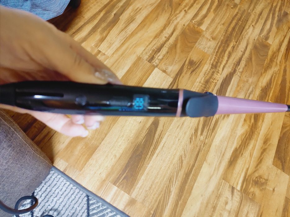 Плойка конусна Philips BHB8710