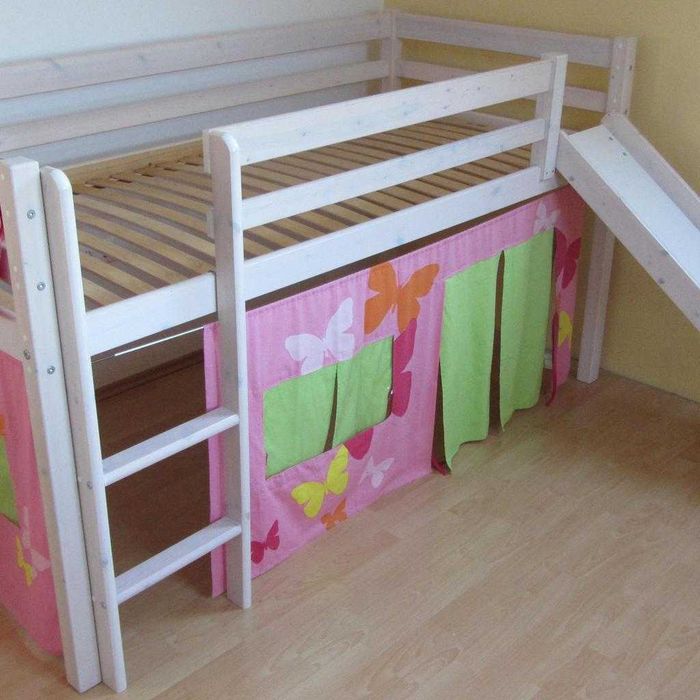 Raro: Cama alta c/escorrega da JYSK c/muitos acessórios menina & menino