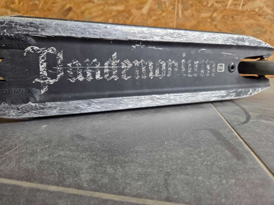 Hulajnoga wyczynowa deck Pandemonium