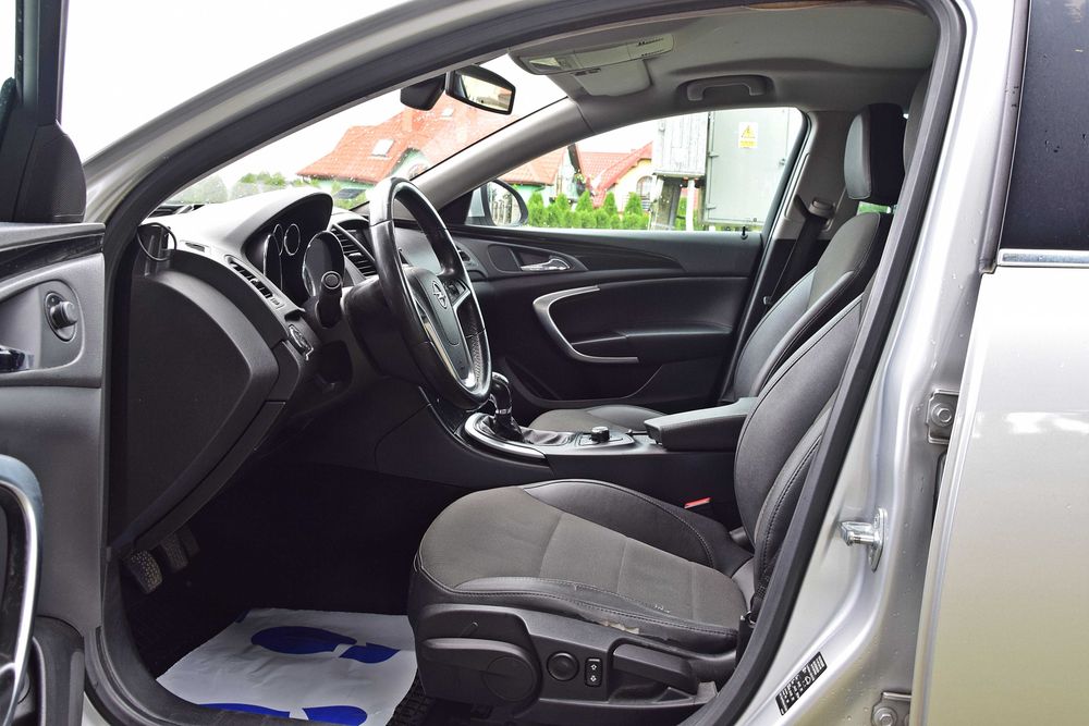 OPEL INSIGNIA 2.0 CDTI 160 KM Kombi Klimatyzacja Półskóra Elektryka Navi 2009 ROK!