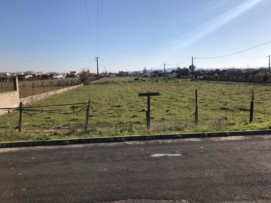 Terreno com 12000m2 nas  fazendas de almeirim