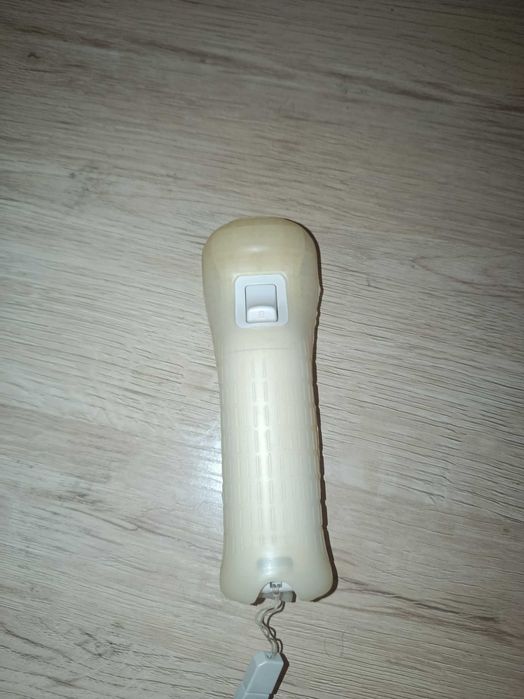 Wii mini vermelha