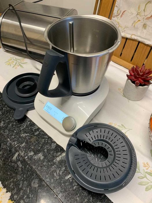 Bimby Friend - Base, Copo e Cesto - Valor 250 euros