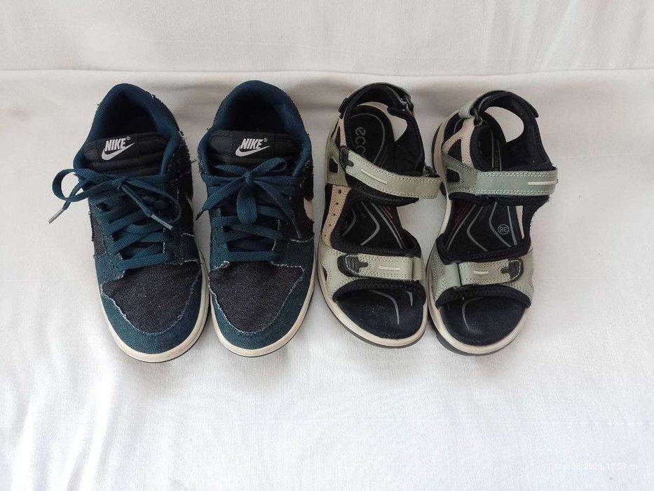 Чудові легкі кросівки Nike 38р.