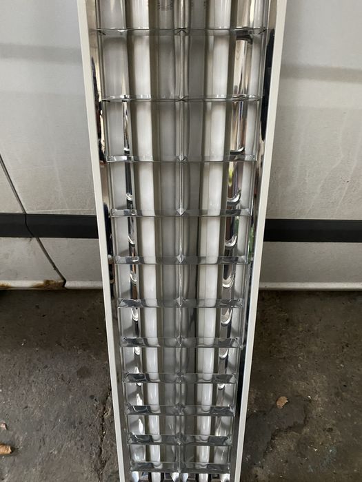Lampa sufitowa rastrowa, parabola 2x36w