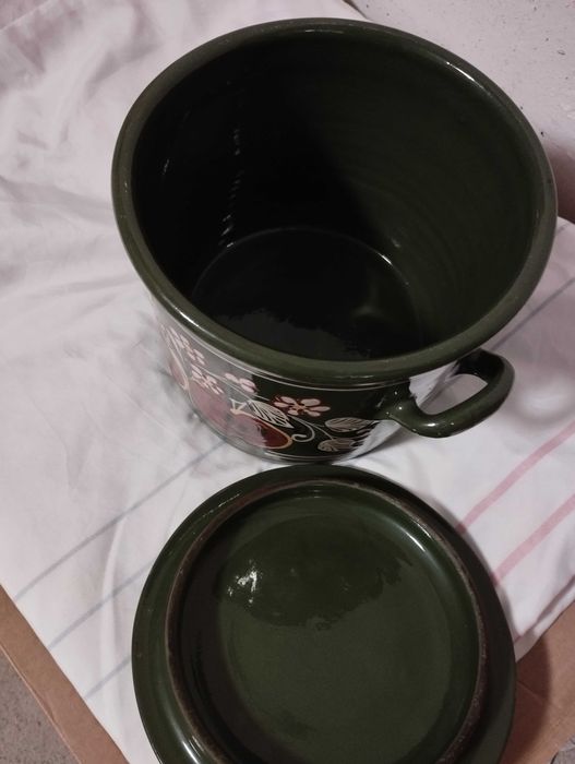 Антикварная для рома с фруктами посуда