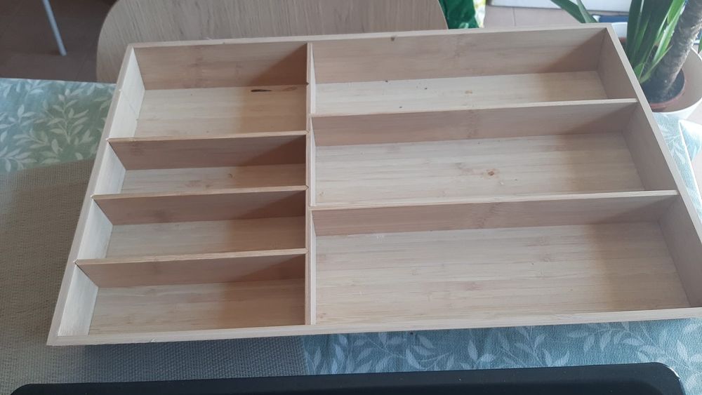 Tabuleiro de talheres
