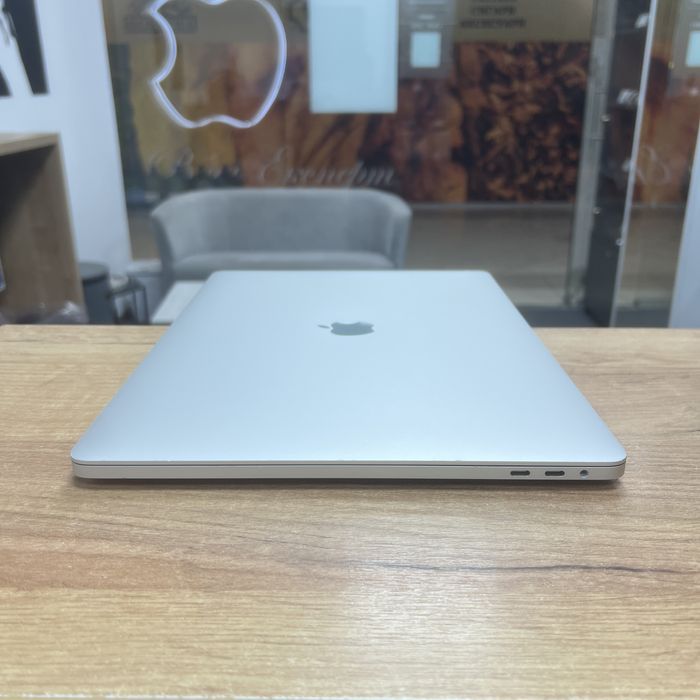 macbook pro 16 2019 i9 64gb - купити ноутбуки - Ціна на OLX.ua