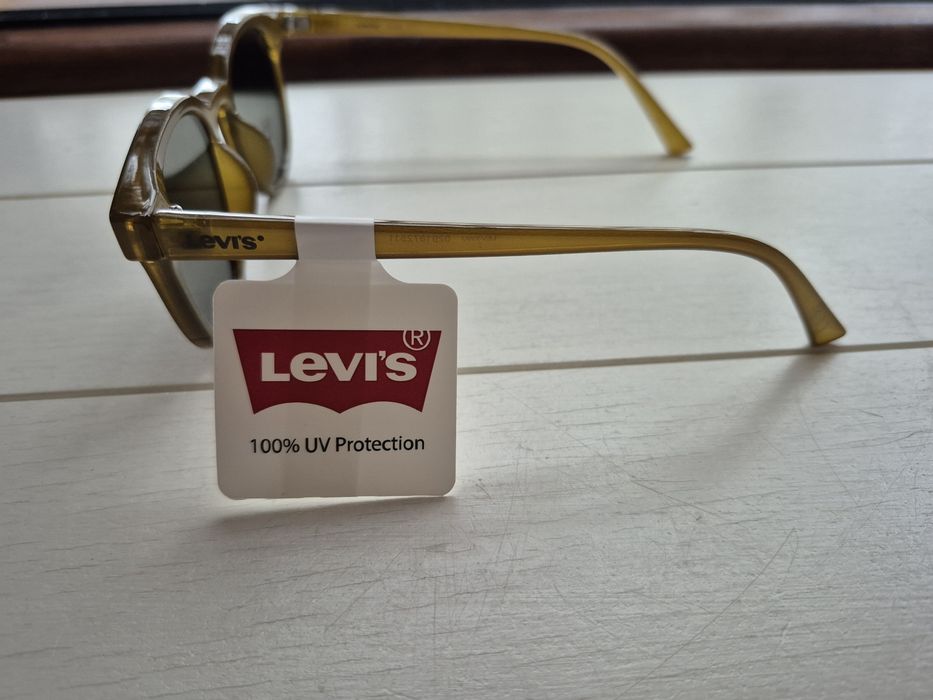Okulary przeciwsłoneczne Levi's LEV339U
