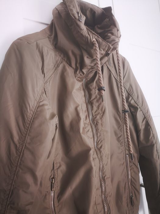 Casaco Bershka castanho