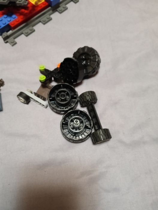 LEGO City поезд (7897).