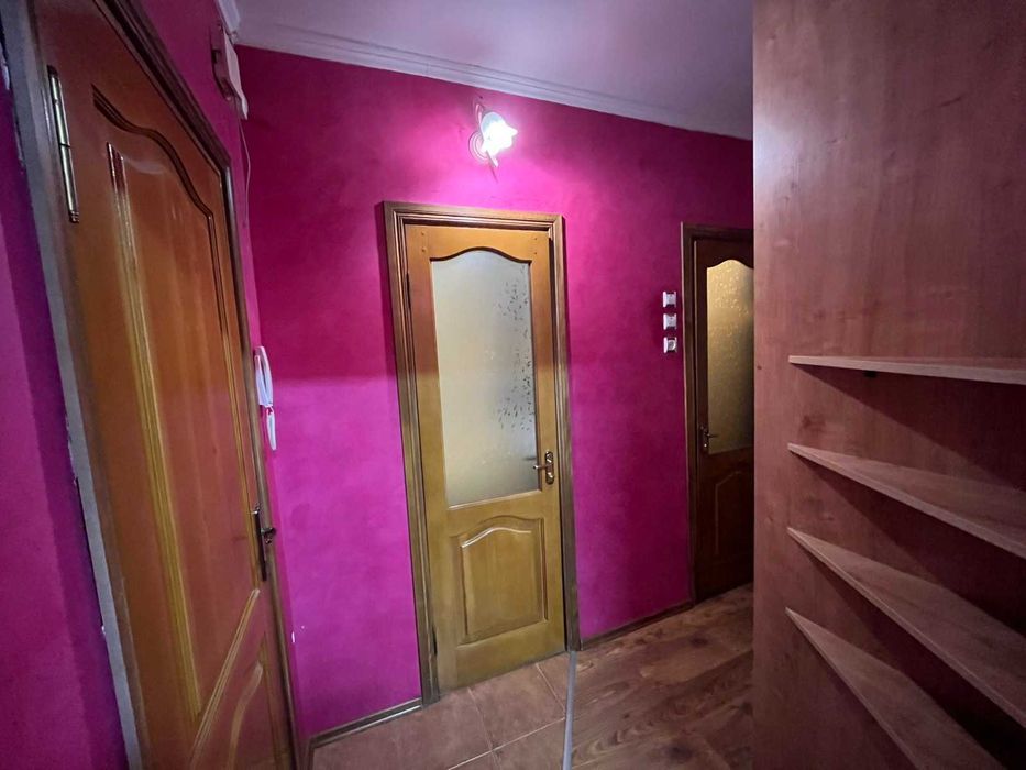 гарна 1к на озерній ,мінімальне оф